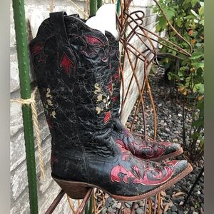 🐬 Corral Vintage Black And Red Lizard Leather Inlay Distressed Cowboy Boots